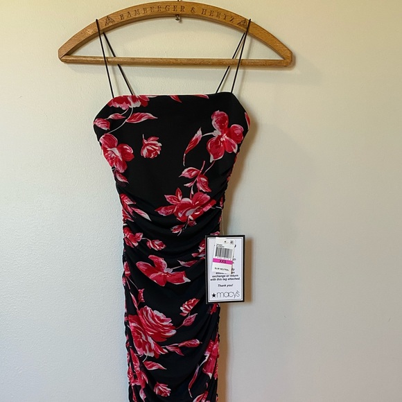 NWT Macys Bodycon Ruched Floral Dress -XXS - Picture 5 of 8